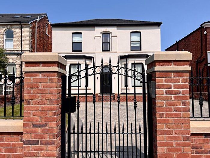 4 Bedroom Detached House To Rent In Golf Open - Hartwood Road, Southport - Sleeps, PR9