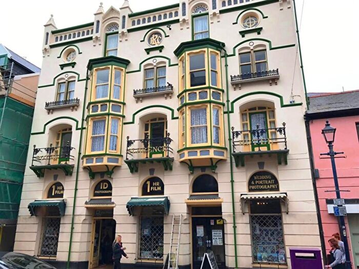 2 Bedroom Apartment To Rent In Flat, Royal Clarence Apts, EX34