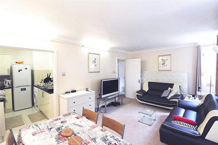 1 Bedroom Flat To Rent In Southwick Street, London, W2
