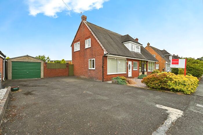 3 Bedroom Semi-Detached House For Sale In Norton Avenue, Warrington, Cheshire, WA5