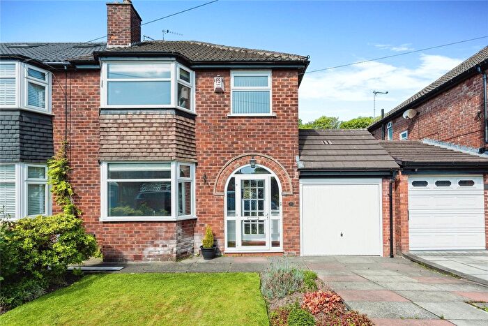 3 Bedroom Semi Detached House For Sale In Woodgarth Lane, Worsley, Manchester, Greater Manchester, M28