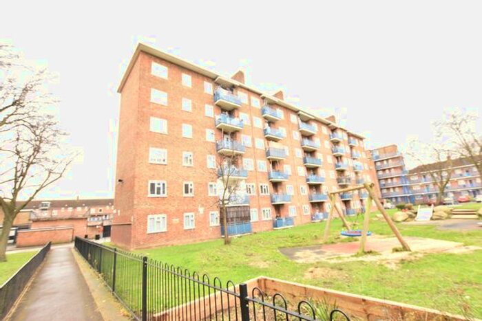 4 Bedroom Flat To Rent In Frampton Park Road, London, E9