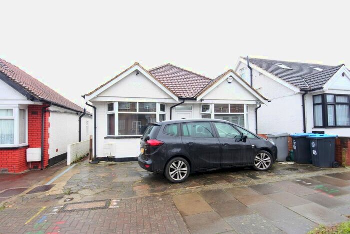 3 Bedroom Detached Bungalow To Rent In Eton Avenue, Sudbury HA0