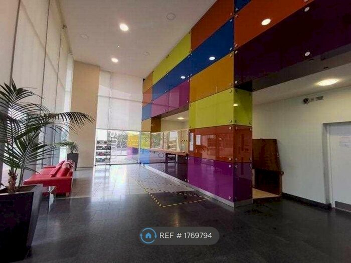 1 Bedroom Flat To Rent In Meridia Court A, London, E15