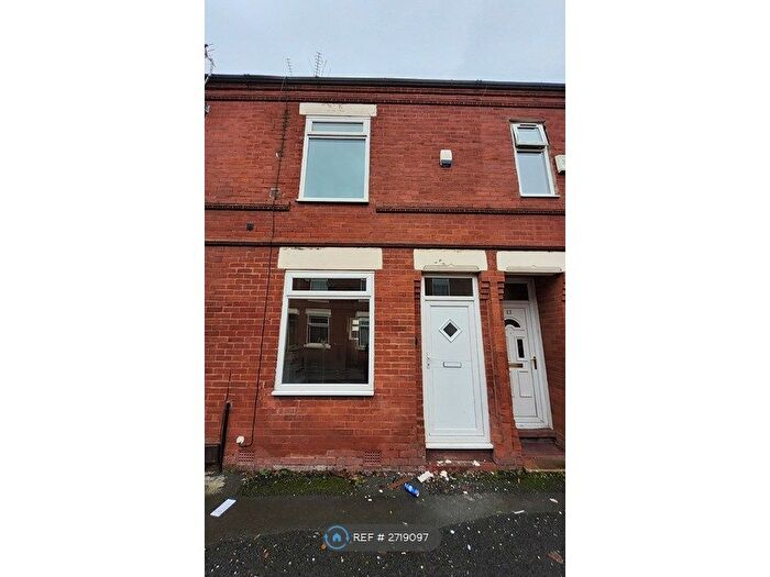 3 Bedroom Terraced House To Rent In Spreadbury Street, Manchester, M40