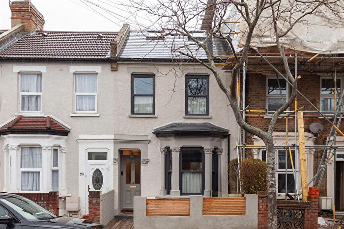 4 Bedroom Property For Sale In Trumpington Road, Forest Gate, E7