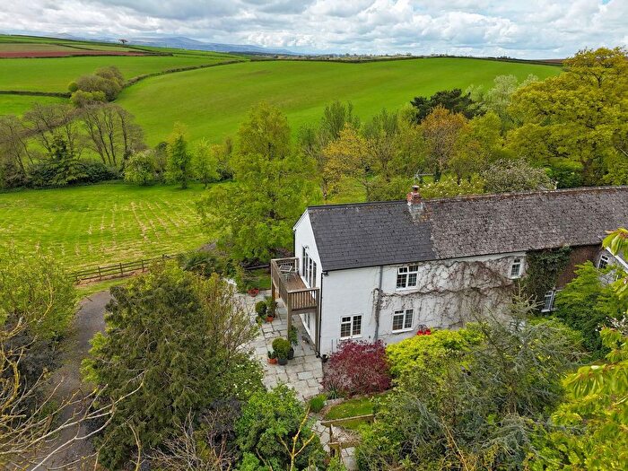 3 Bedroom Semi-Detached House For Sale In North Tawton, EX20