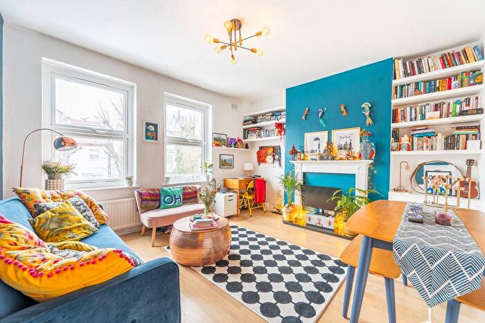 2 Bedroom Flat For Sale In Connaught Road, Harlesden, London, NW10