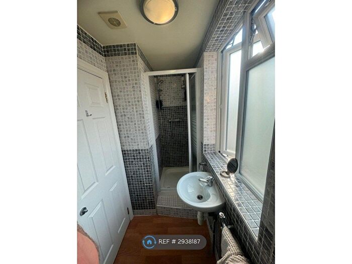 4 Bedroom Terraced House To Rent In Braemar Avenue, London, N22