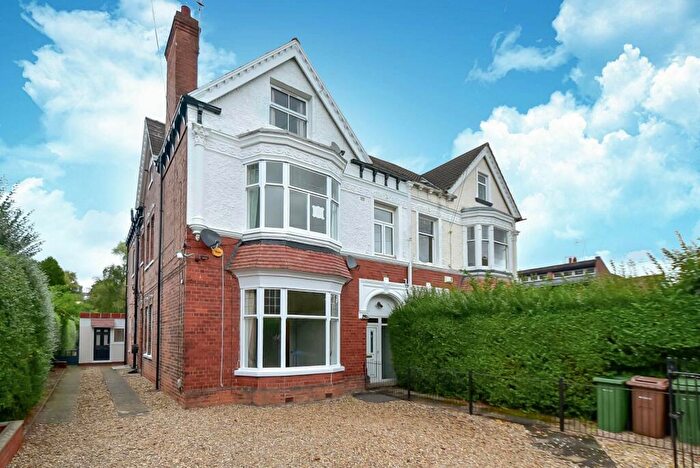 2 Bedroom Flat To Rent In Davenport Avenue, Hessle, East Yorkshire, HU13