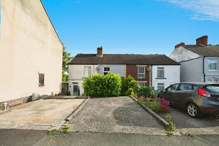 2 Bedroom Terraced House For Sale In Ringwood Road, Brimington, Chesterfield, Derbyshire, S43