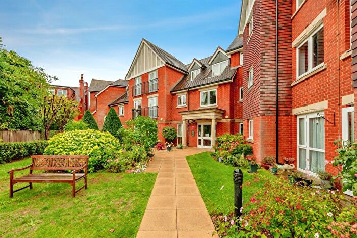 1 Bedroom Retirement Property For Sale In Linkfield Lane, Redhill, RH1