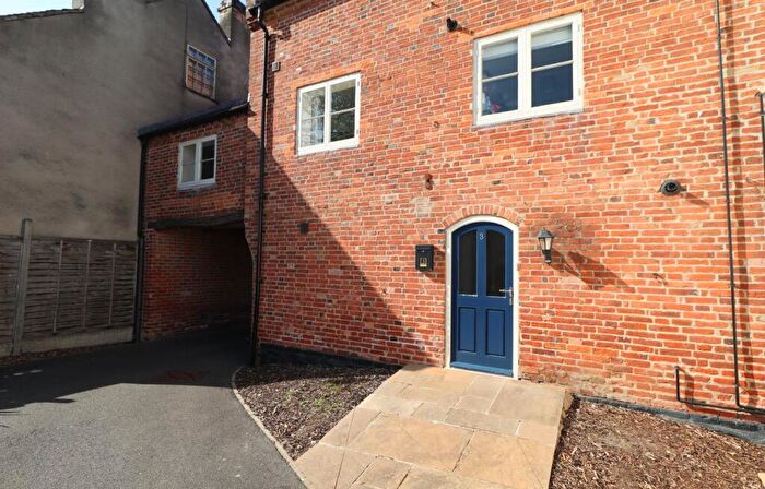 2 Bedroom Apartment To Rent In Market Place, Belton, LE12