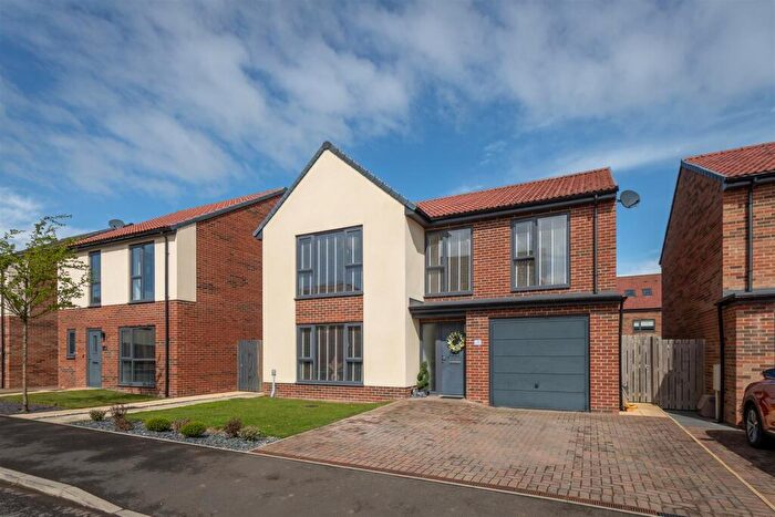 4 Bedroom Detached House For Sale In Holly Way, Ellington, NE61