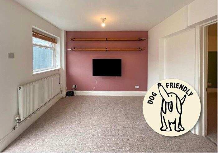 1 Bedroom Flat To Rent In Sandy Park Road, Brislington, BS4
