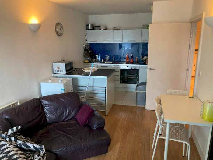 1 Bedroom Flat To Rent In California Building, Deptford Bridge, Lewisham, London, SE13