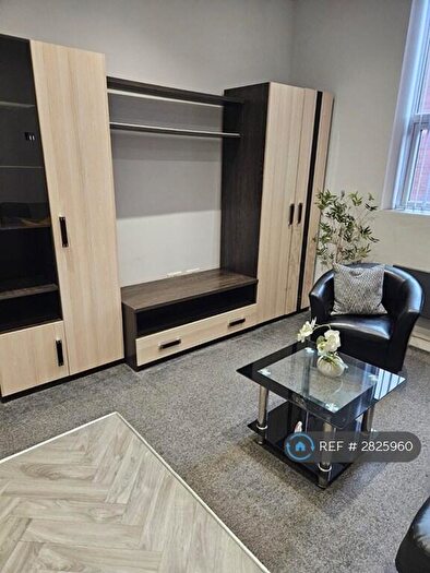 1 Bedroom Flat To Rent In Bath Court, Bolton, BL2