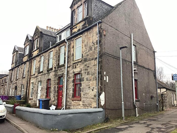 3 Bedroom Flat To Rent In Mains Road, Beith, North Ayrshire, KA15
