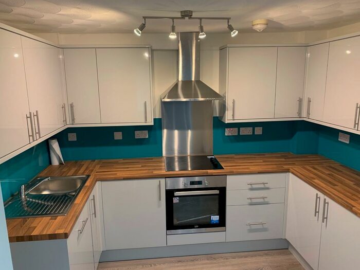 5 Bedroom End Of Terrace House To Rent In Thesiger Street, Cathays, CF24