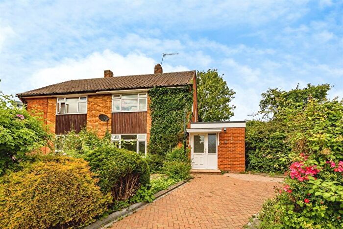 3 Bedroom Semi-Detached House For Sale In Southfield Gardens, Burnham, Slough, SL1