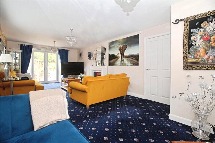 4 Bedroom Detached House For Sale In Sunloch Close, Burbage, Hinckley, Leicestershire, LE10