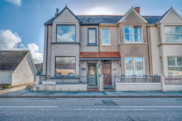 2 Bedroom End Of Terrace House For Sale In Corporation Terrace, Pembroke Dock, Pembrokeshire, SA72