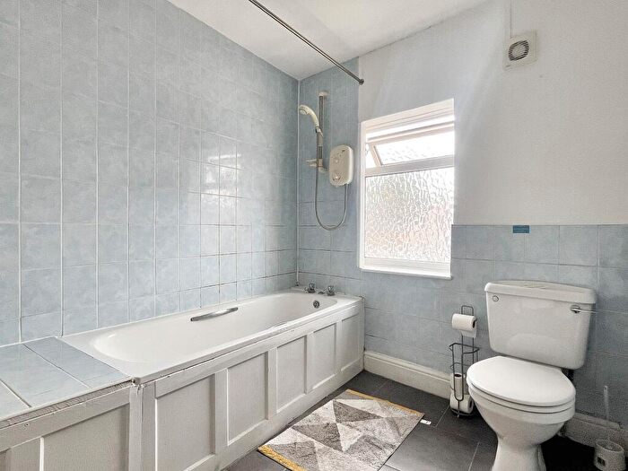 4 Bedroom Terraced House To Rent In Worcester Street, Gloucester, GL1