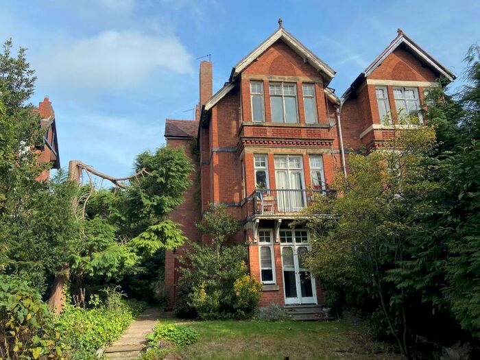 Semidetached House For Sale In Park Dale West, Wolverhampton, WV1