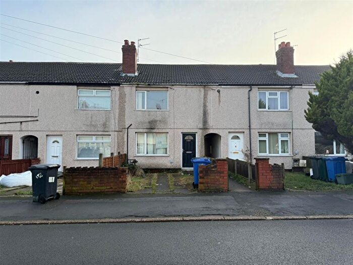 2 Bedroom Terraced House For Sale In The Crescent, Dunscroft, Doncaster, DN7
