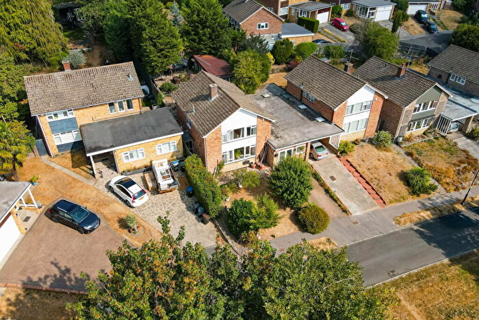 5 Bedroom Detached House For Sale In Roxton Gardens, CR0