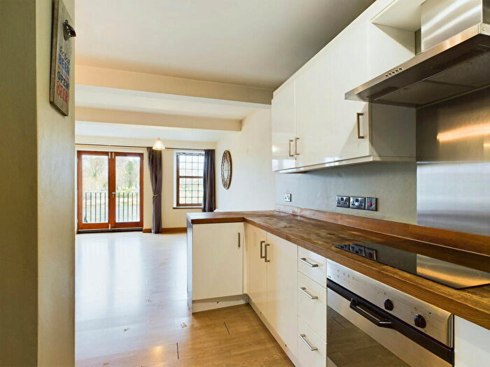 2 Bedroom Apartment To Rent In Flat Riverside Lofts, - St Georges Quay Lancaster, Lancashire, LA1