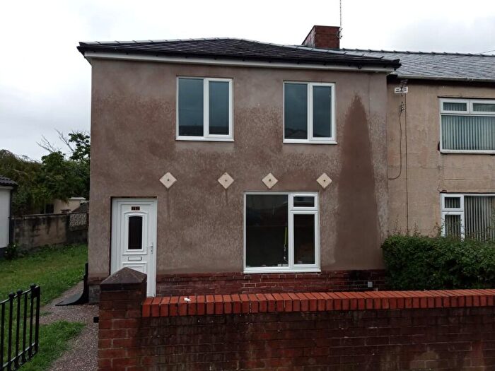 3 Bedroom Semi-Detached House To Rent In Avenue Road, DN6