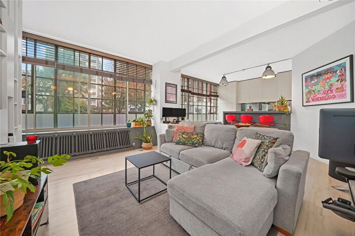 1 Bedroom Flat For Sale In St John Street, London, EC1V