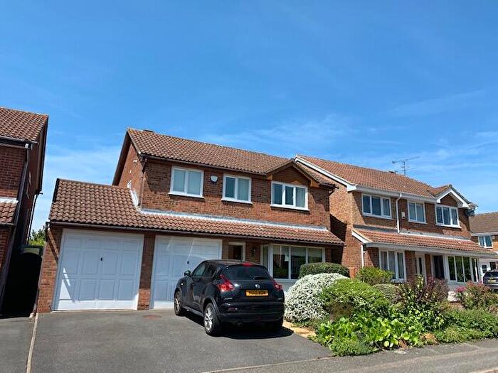 4 Bedroom Detached House To Rent In Tiffany Gardens, Northampton, NN4