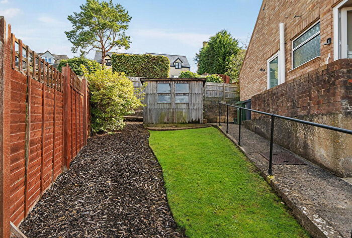 2 Bedroom Bungalow For Sale In Birch Road, Kingscourt, Stroud, Gloucestershire, GL5