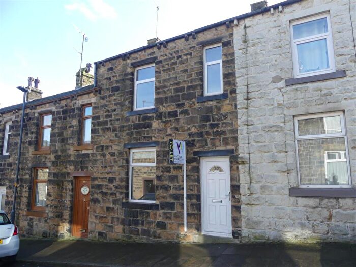 3 Bedroom Terraced House To Rent In Pembroke Street, Skipton, BD23