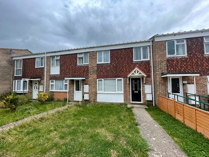 3 Bedroom Terraced House To Rent In Bedroom House To Rent, Mackenzie Close, Liden, SN3