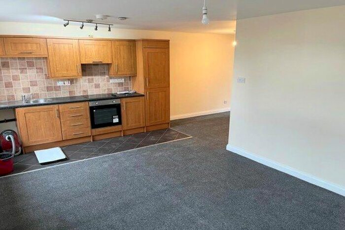 1 Bedroom Flat To Rent In King Edward Street, Wednesbury, WS10