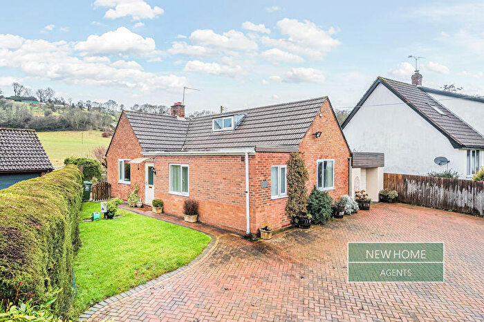 3 Bedroom Bungalow For Sale In Church Road, Longhope, GL17