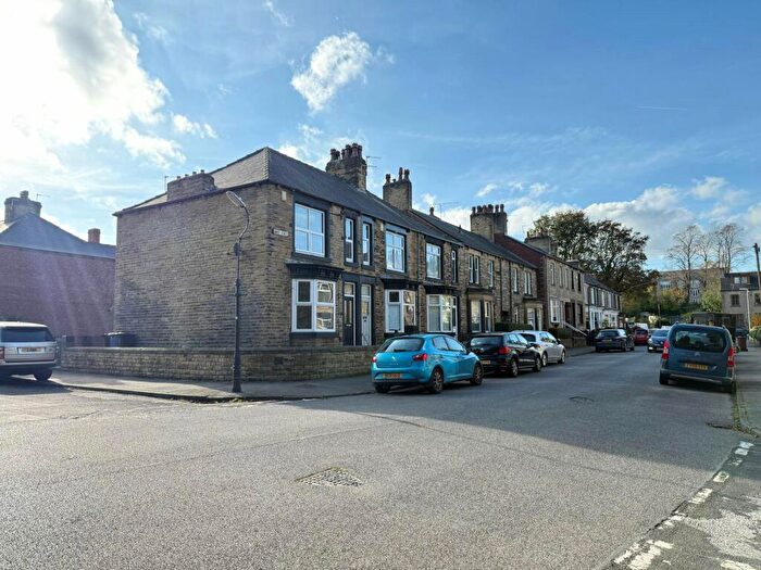 3 Bedroom Terraced House To Rent In Swift Street, Barnsley, South Yorkshire, S75