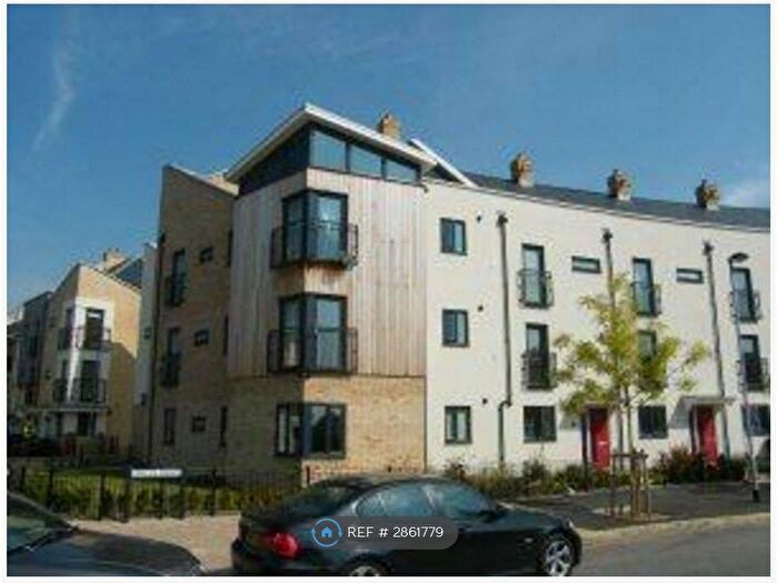 2 Bedroom Flat To Rent In Circus Drive, Cambridge, CB4
