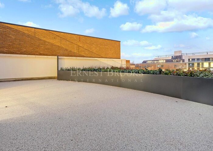 1 Bedroom Flat To Rent In Cylinder Building, City North Place, Finsbury Park, N4