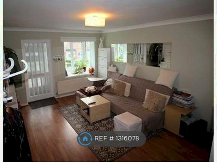 2 Bedroom End Of Terrace House To Rent In Doveney Close, Orpington BR5