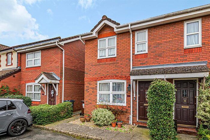 2 Bedroom End Of Terrace House For Sale In Mountain Ash Close, Hailsham, BN27