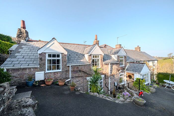 4 Bedroom Cottage For Sale In Mynyddbach, Shirenewton, NP16