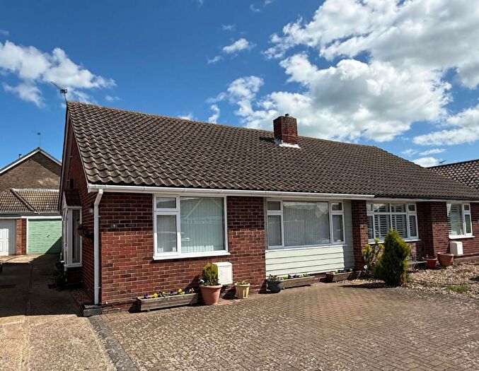 2 Bedroom Semi-Detached Bungalow For Sale In Beechcroft Avenue, Kirby Cross, CO13