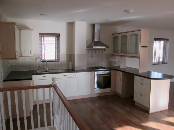 2 Bedroom Town House To Rent In Lockeepers Way, Hanley, Stoke On Trent ST1