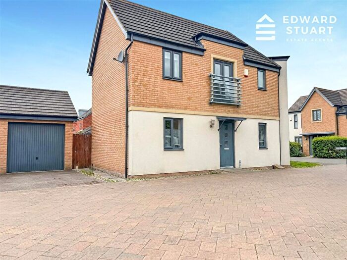 3 Bedroom Semi Detached House For Sale In Coriander Drive, Hampton Vale, Peterborough, Cambridgeshire, PE7