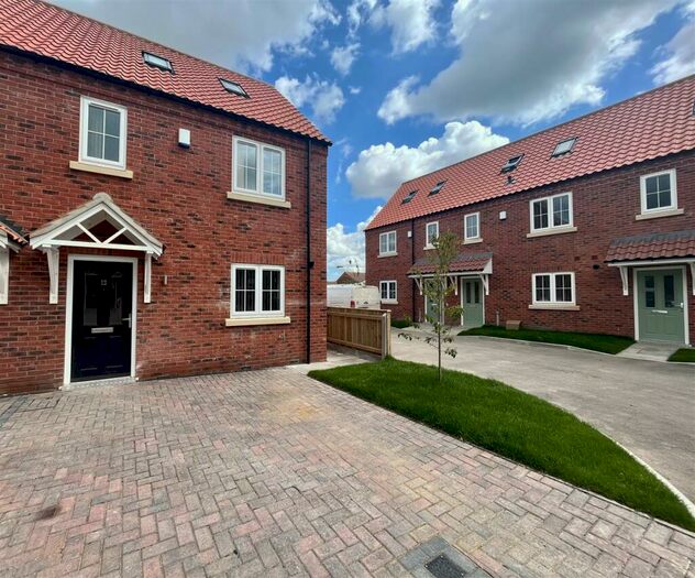 3 Bedroom Semi-Detached House To Rent In Cullingford Way, Louth, LN11