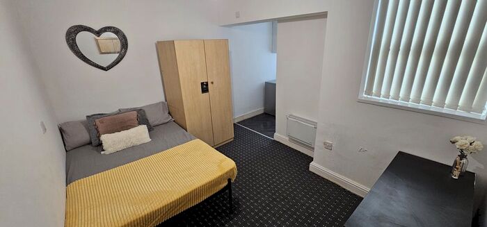 Studio To Rent In City Road, Walton, Liverpool, L4